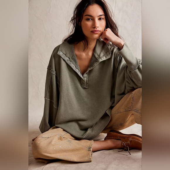 Free People Tops - NWT Free People We The Free Camden Henley Sweatshirt In Laurel Oak, Size S 🌙
